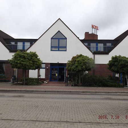 Hotel Ziegenkrug Schweriner Tor Pampow Екстериор снимка