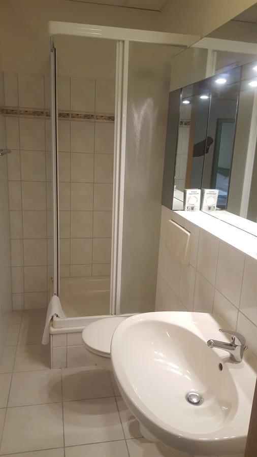 Hotel Ziegenkrug Schweriner Tor Pampow Екстериор снимка