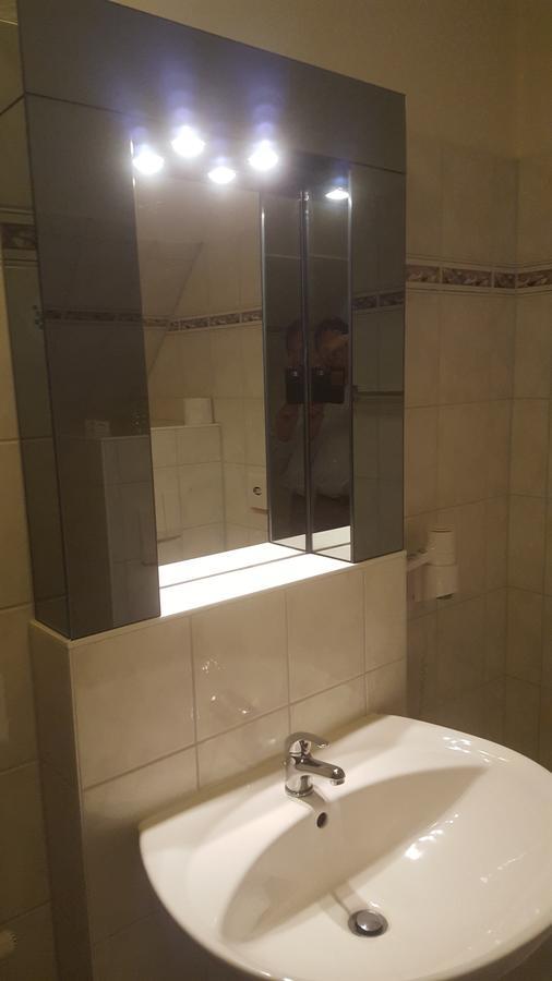 Hotel Ziegenkrug Schweriner Tor Pampow Екстериор снимка