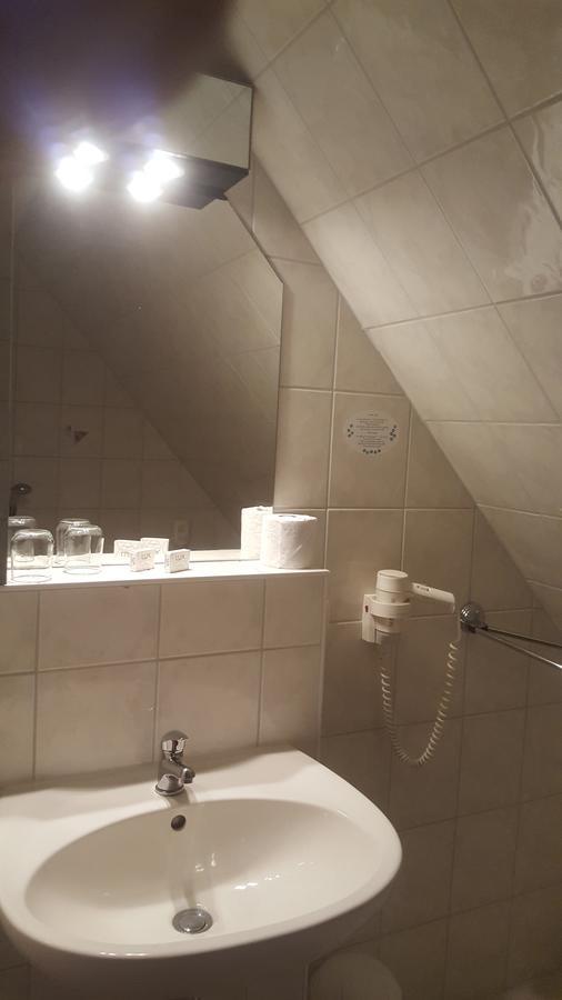 Hotel Ziegenkrug Schweriner Tor Pampow Екстериор снимка